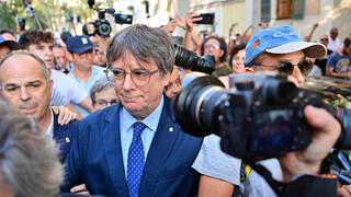 ספרד קטלוניה קרלס פוג'דימון חזר ל ספרד צו מעצר 8 אוגוסט