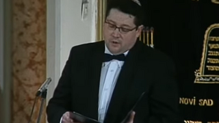 ניקולה דוד במהלך קונצרט חזנות