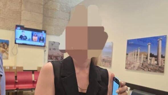 נוסעת זרה בעלת אזרחות רוסית אשר  כניסתה לישראל סורבה בנתב"ג תקפה בקרית גבול של רשות האוכלוסין וההגירה