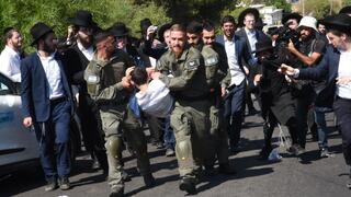 חרדים מוחים נגד צו גיוס לצה"ל במחו"ה אלון