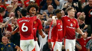 שחקני יונייטד חוגגים