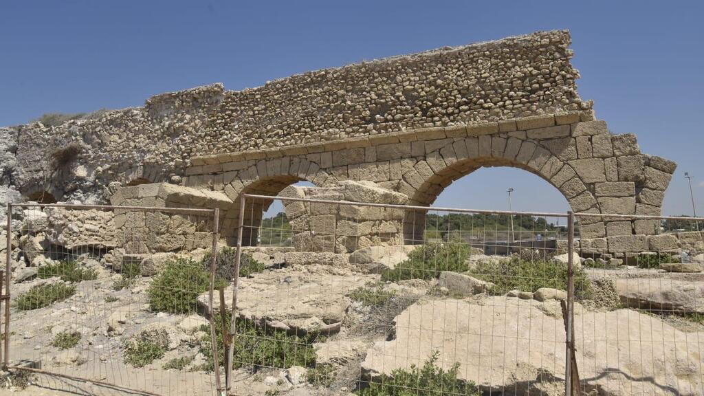 אמת המים נבנתה לפני כ-2,000 שנה