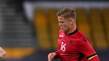 אניס קוקאז'