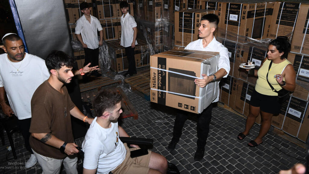 A mini refrigerator for every wounded soldier