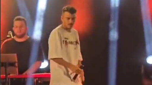 אבי אבורומי חש ברע במהלך הופעה