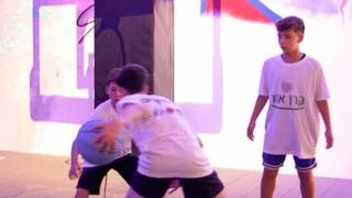 מחנה קיץ לכדורסל של "קרן אור", קרן הסיוע של קבוצת דיסקונט אותה מפעילה עמותת "הזנק לעתיד"