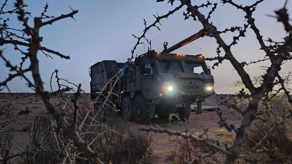 Гаубица "Роэм" на испытаниях התותח החדש של צה"ל רועם