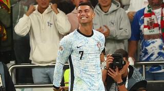 כריסטיאנו רונאלדו מאושר