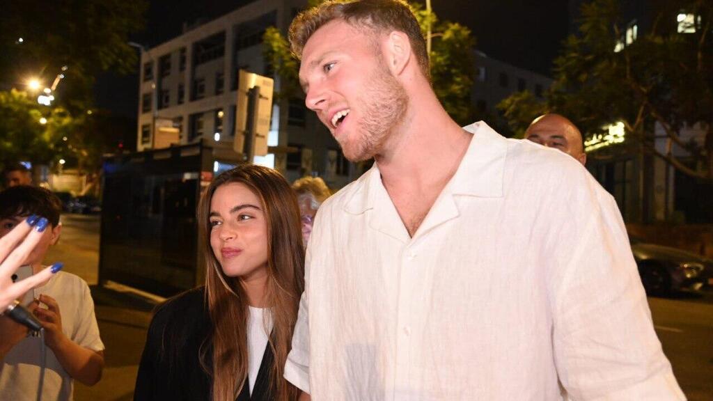 חגיגות האירוסים של נועה קירל ודניאל פרץ