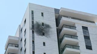 תיעוד מזירת הפגיעה הישירה בבית נהריה