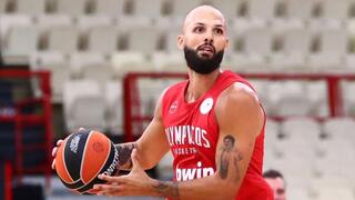 אוון פורנייה שחקן אולימפיאקוס