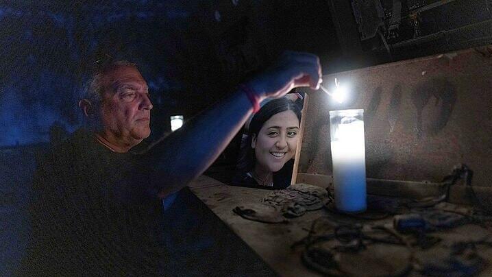 שנה אחרי טבח השבעה באוקטובר משפחות התצפיתניות שנרצחו בנחל עוז חוזרות לבסיס - שנה למלחמה