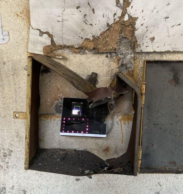סוכנות הידיעות הלאומית הלבנונית דיווחה כי מערכת האנרגיה הסולארית התפוצצה במספר בתים בדרום לבנון
