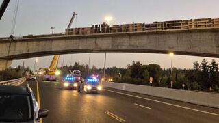 הסתיים חיבור גשר 431 מעל כביש 1