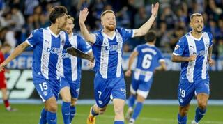 שחקני אלאבס חוגגים