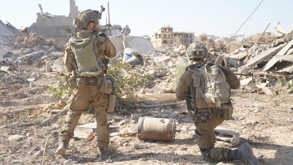 תיעוד מהמחבלים החמושים שבזזו את משאיות הסיוע על הציר ההומניטרי ומפעילות כוחות חטיבת גבעתי ברפיח