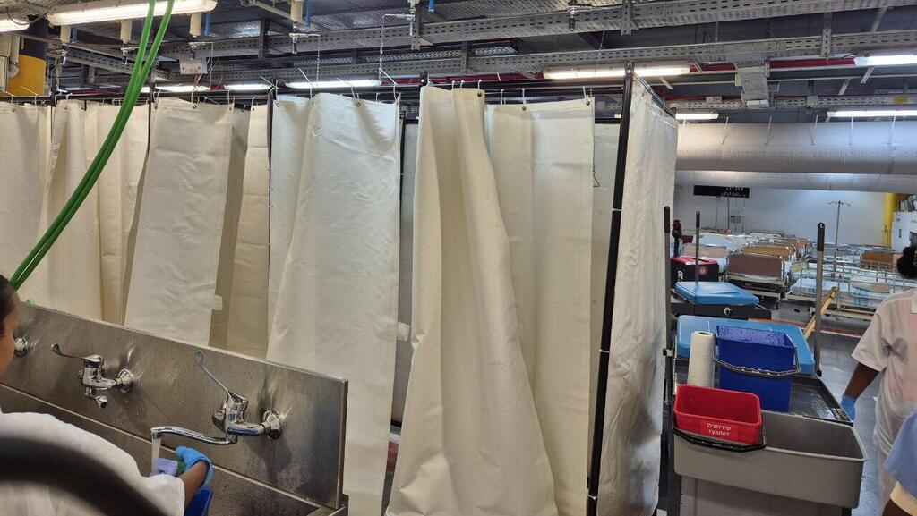 רמב"ם בית חולים ממוגן תת קרקעי מקלחות מאולתרות