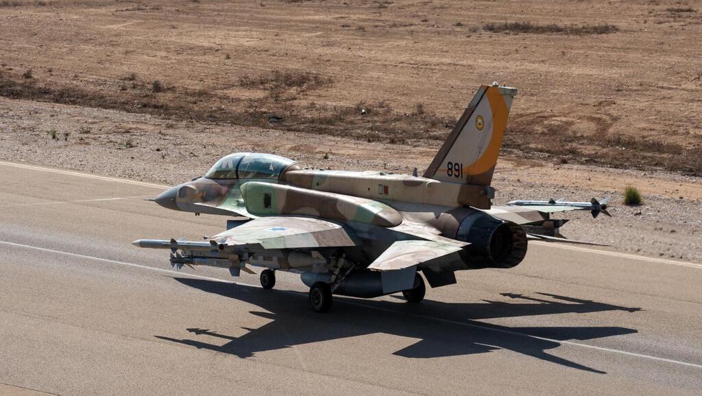 מטוסי חיל האוויר בבסיס חצרים