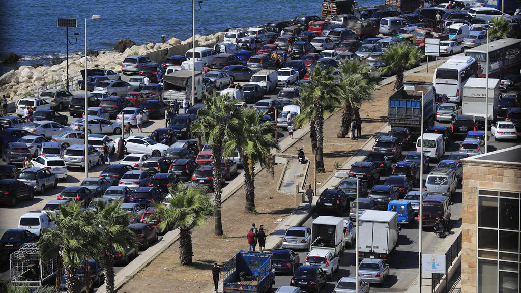 עקירה מצידון בעקבות תקיפות נרחבות של צה"ל