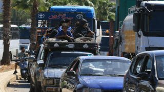 עקירה מצידון בעקבות תקיפות נרחבות של צה"ל