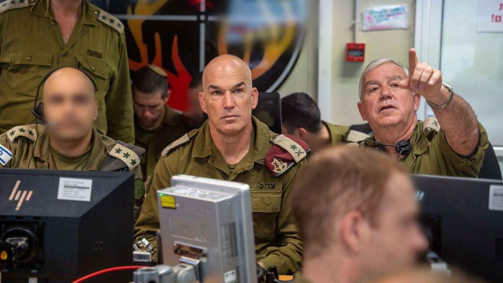 מפקד פיקוד הצפון, אלוף אורי גורדין קיים הערכת מצב בבור הפיקוד
