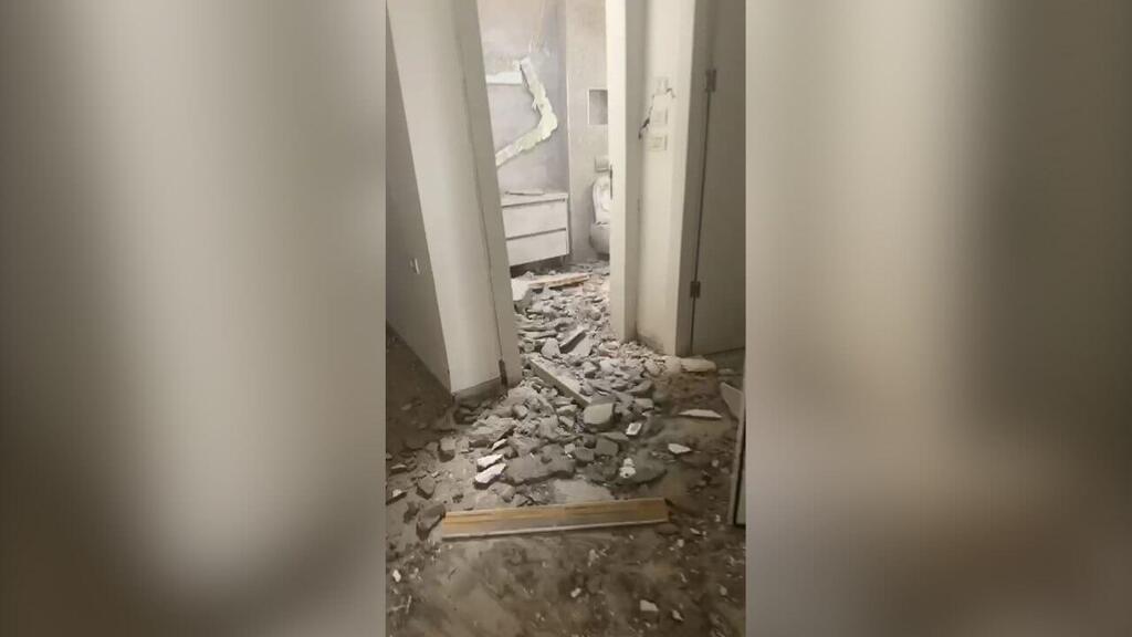 פגיעה ישירה בבית בראש פינה