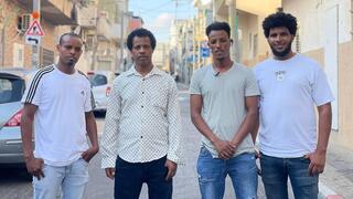 גילאי מימין, מברטו, ג'ימי משמאל