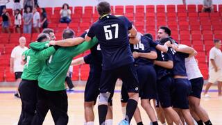 א.כ באר-שבע חוגגת ניצחון על הפועל ראשל"צ