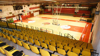 האולם בכפר בלום