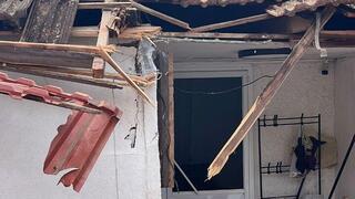 פגיעה ישירה בבית בהוד השרון