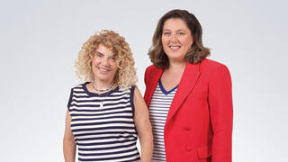  מירי ברינגר (מימין) וציפי דניאלי 