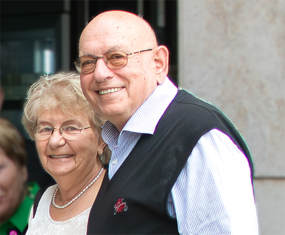 חגגו בתחילת השנה שעברה 60 שנות נישואים, והמשיכו ליהנות מחיים טובים יחד. ויקטוריה וסרגיי גרדסקול 