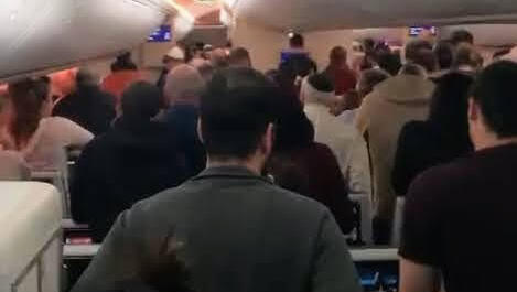 דקת דומייה בטיסת אל על לציון 7 באוקטובר