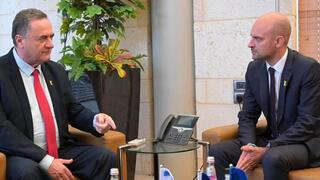 שר החוץ ישראל כ״ץ בפגישה עם  שר החוץ של צרפת ז׳אן-נואל ברות