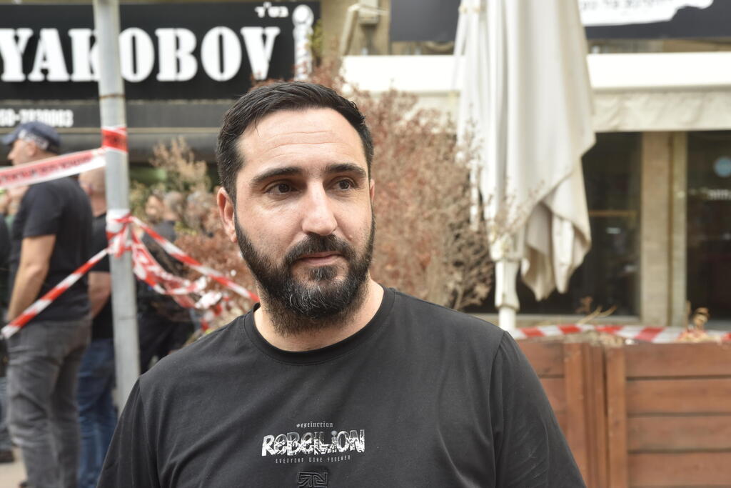 עדי נטף מאבטח העירייה שנטרל את המחבל בזירת הפיגוע בחדרה