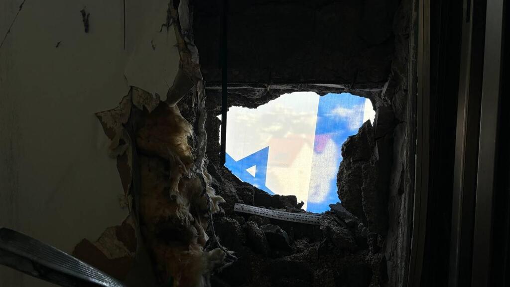 בית יוליאנה שנפגע מכטב"ם בהרצליה