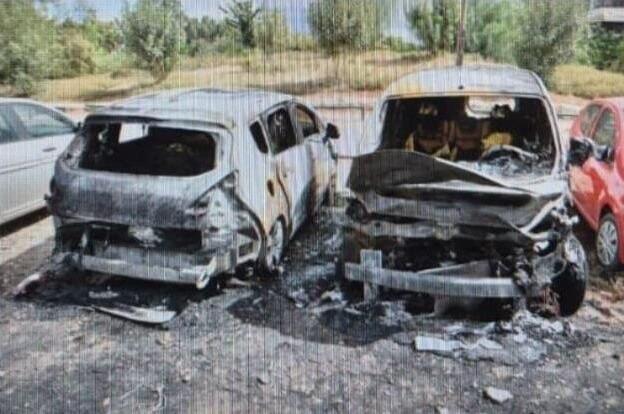 Vehicles allegedly torched by Victorsson in Tel Aviv's Yarkon Park under direction from Iranian handler (Photo: Israel Police) שב"כ ויאחב״ל להב 433 סיכלו ניסיון איראני נוסף לממש פיגוע התנקשות