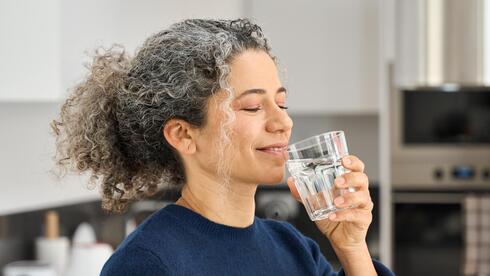 הרבי בשתיית מים 