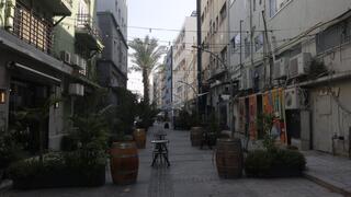 רחובות חיפה נטושים בעקבות המלחמה