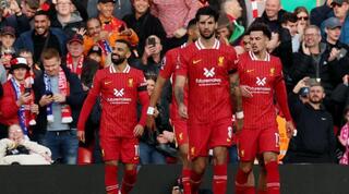 שחקני ליברפול חוגגים