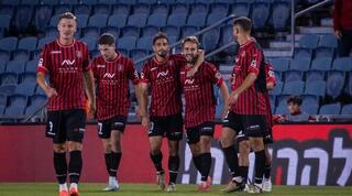 שחקני הפועל ירושלים חוגגים