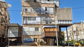 סוכות בני ברק חריגות בנייה עבירות בנייה