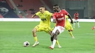 סייד אבו פרחי מול קינגס קנגוואה