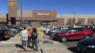 וולמארט. מנצלת את חולשת הרשתות הבינוניות ומגדילה נתחי שוק