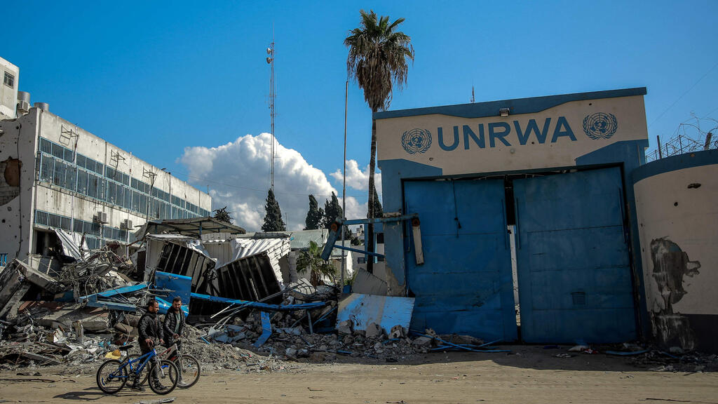 UNRWA offices in Gaza (Photo: AFP) עזה משרדים של אונר"א