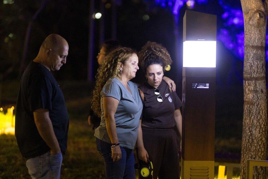 האנדרטה באשדוד לזכר 7 באוקטובר