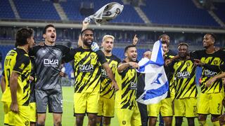 שחקני בית"ר ירושלים חוגגים