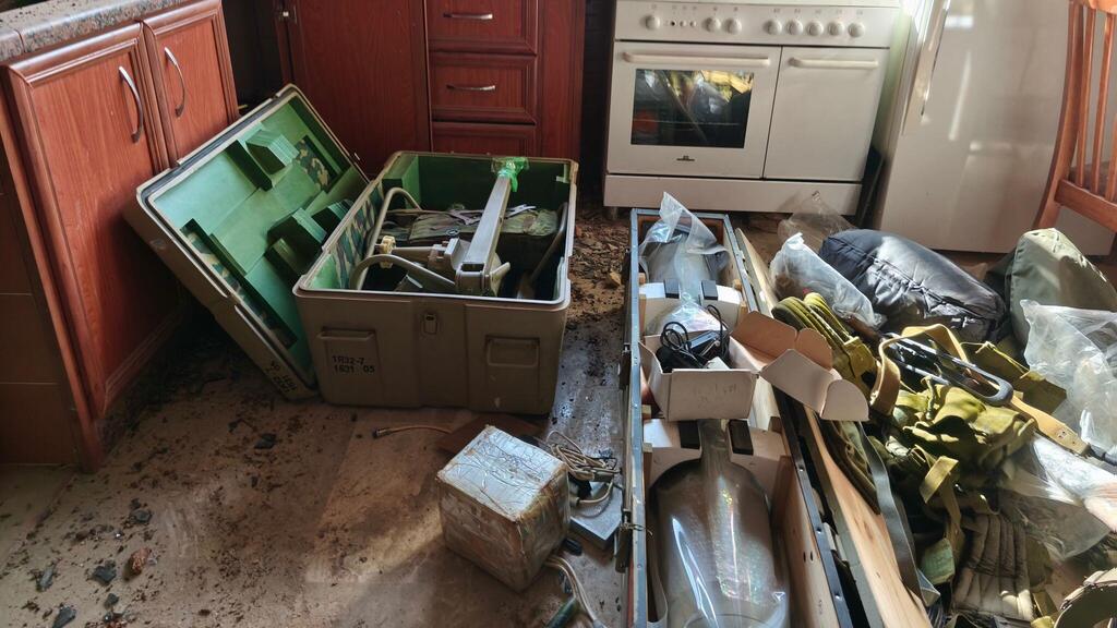 אמצעי לחימה שחטיבה 769 החרימו במהלך פעילות בדרום לבנון