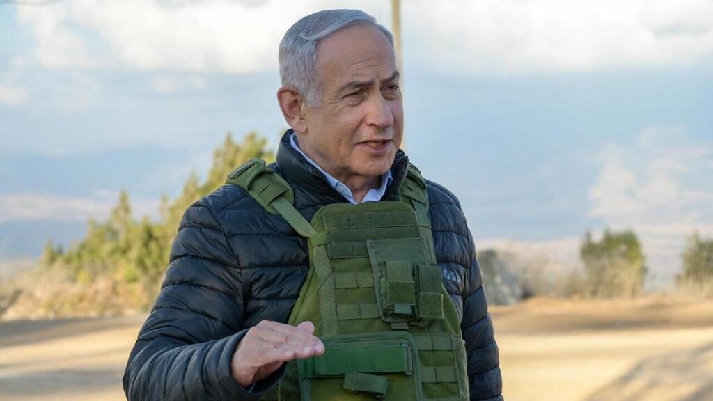 ראש הממשלה בנימין נתניהו בסיור והערכת מצב בגבול לבנון יחד עם מפקד פיקוד הצפון אלוף אורי גורדין