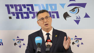 גדעון סער